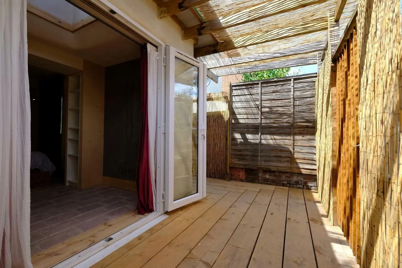The Little Luckwell Apartment By Cliftonvalley Apartments Bristol United Kingdom